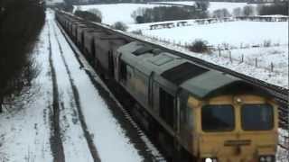 preview picture of video 'EMTs, Freight, Snow & a Chinook - Irchester - 25/01/2013'