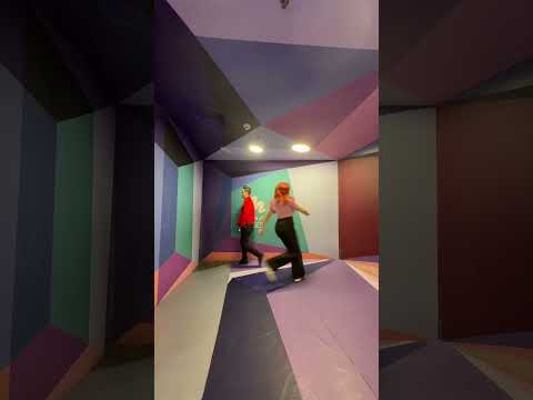 Diferențele sunt mari și se văd! Hai să le descoperi la #museumofsesnes #museumofsensesbucuresti