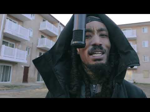 Thighpadkobe "Weak in the knees" Live Performance