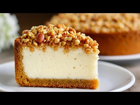 I can’t believe how EASY it is to make this cake WITHOUT SUGAR!