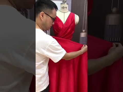 Coudre une robe de soirée en quelques minutes