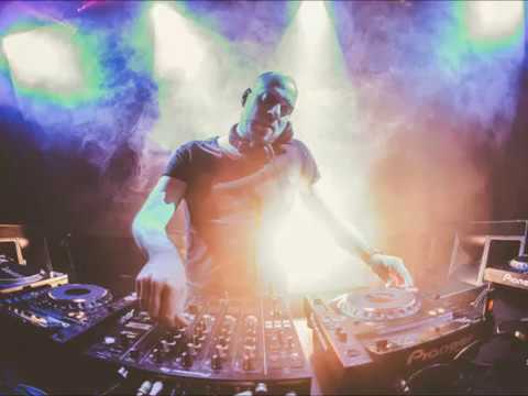 +DaRess+ Barthezz feat. Delerium - Silence On The Move