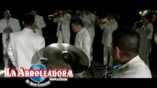 Compárame (VIDEO HD) - La Arrolladora Banda El Limón - MP4 7