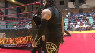 Fanatico se molesta con Vassago