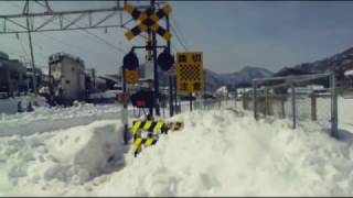 preview picture of video '記録的大雪！３日目①・山梨県大月市・歩いてGO!・20140217その１'