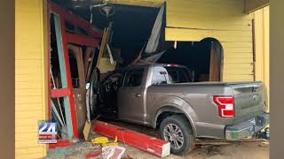 Panama City in Custody After Crashing Truck and Injuring 1 in Oxford