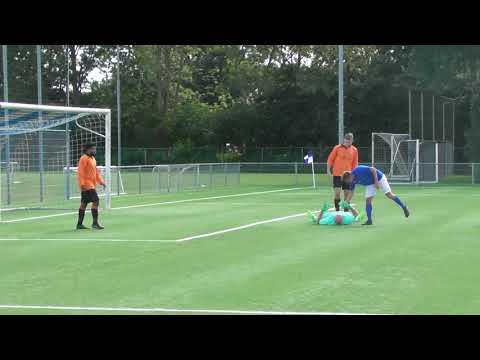 5 sep2020 SV Houten 3 - VV De Meern 2 beker 3-1 Goal Sabir afgekeurd, vermeend gevaarlijk spel Sjors