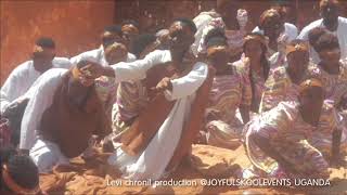 Buganda Folk song (Okwalula abalongo)by joyfulskoo