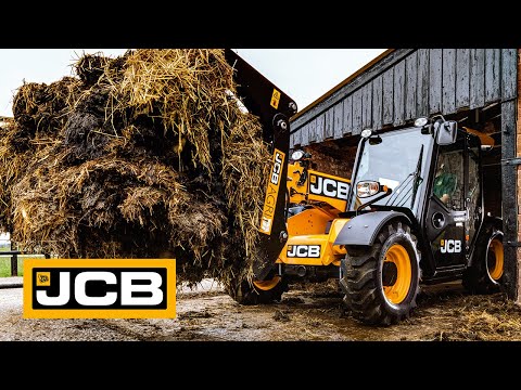 525-60 AGRI Telehandler Walkaround with Rebecca Yates