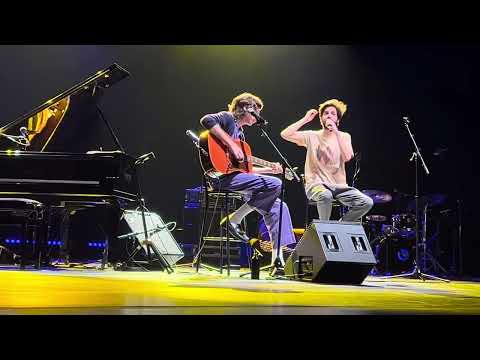 Salvador Sobral & Tim Bernardes - Esse Ar + Andar Estragar-me os Planos - SESC Pinheiros (7/4/24)