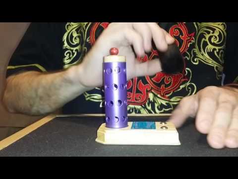 Babuska (Babutschkas Tarnkappe) by Magiro