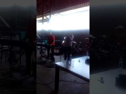 Loira do carro branco e fazenda São Francisco com Marcelo e Mantovani e Banda Eclétikus