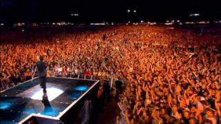 Robbie Williams - Rock DJ ( Live at Knebworth )