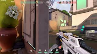 Spotlight Clip