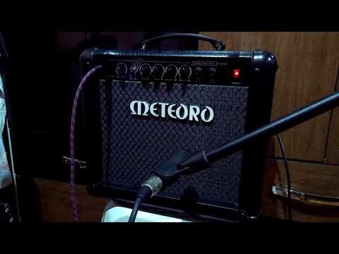 Review Music Vaz: Amplificador Meteoro Nitrous Drive 30W