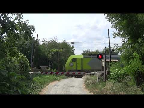 Passaggio a livello di via della Moisa (linea Alessandria - Ovada) #2 - Alessandria / Level Crossing