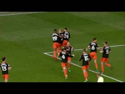 Charlton 1-1 Blades - match action