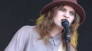 Best Coast - Goodbye - End Of The Road Festival 2011