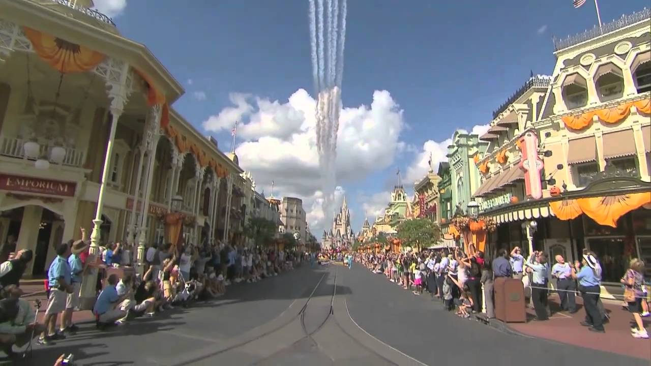 Thunderbirds Fly Over the Magic Kingdom 2010