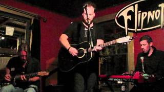 Sounds Under Radio - "Sing" (LIVE acoustic) 9.2.2011