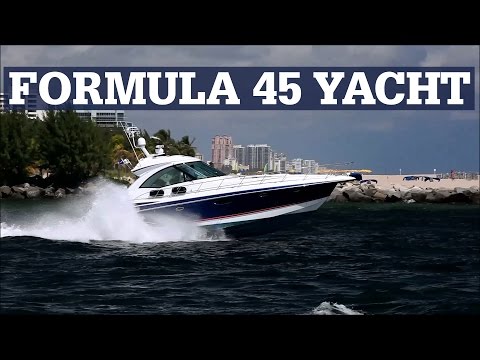 Formula 45 Yacht Running on Plane
