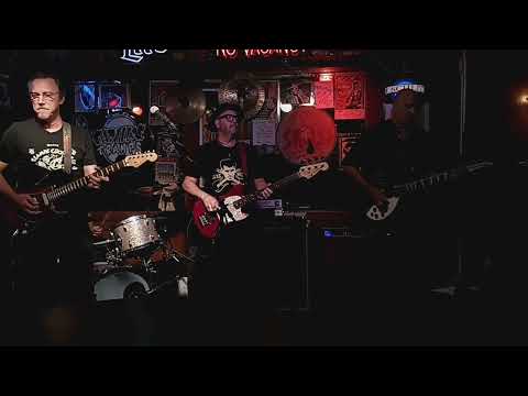 Wretched Edsels @ Maui Sugar Mill Saloon