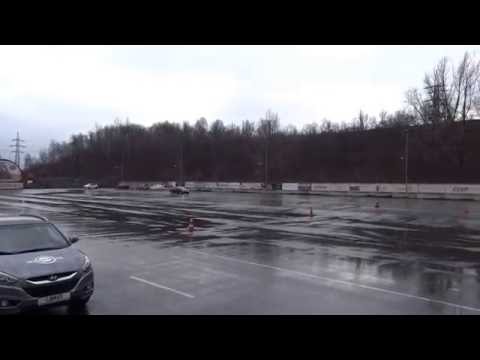 Škola smyku Libros - aquaplaning - nouzové brždění