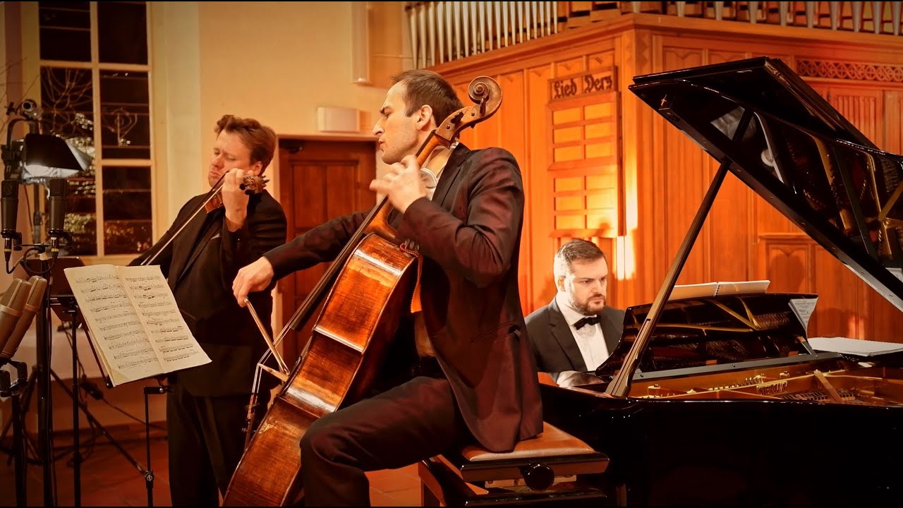 Rachmaninov - Trio Élégiaque No. 1