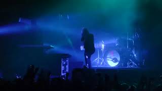 Crystal Castles Violent Youth live 2012