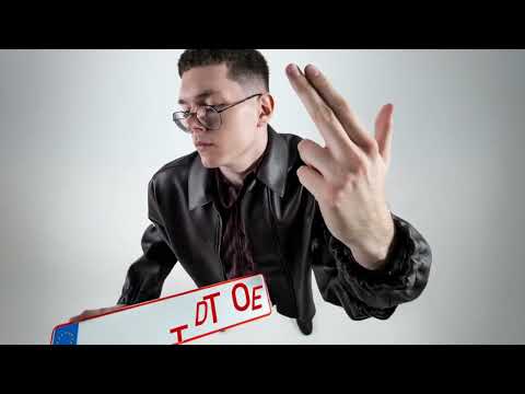 gorby - DEZORIENTAT ft. RAVA (Official Visualizer)