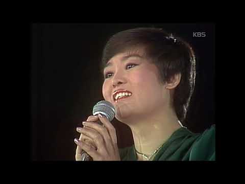 첫사랑의 눈물, 그리고 미소