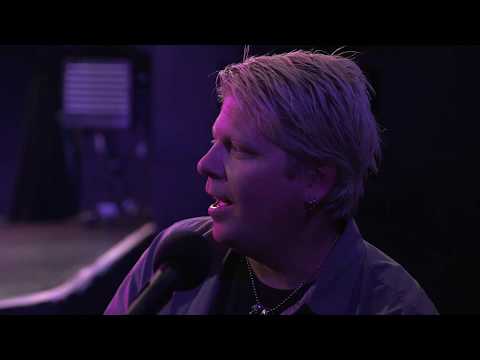 download lagu mp3 mp4 Dexter Holland 2019, download lagu Dexter Holland 2019 gratis, unduh video klip Dexter Holland 2019