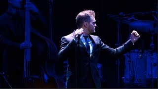Michael Bublé - I&#39;m Your Man (Live from Madison Square Garden)