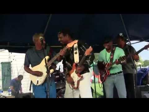 Guitar Slim, Jr., Kipori Woods  & Lil Buck Sinegal -- Jam -- Voice of the Wetlands Festival 2014