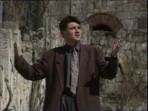 Baja Mali Knindza - Bozic je - (Official video)