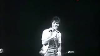 Cliff Richard   You&#39;ve Got To Give Me All Your Lovin&#39; 1976