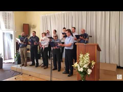 Un colt departe, dincolo de munti / Kouteček, daleko, tam za horami