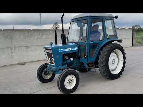 FORD 4600 2WD TRACTOR - Image 2