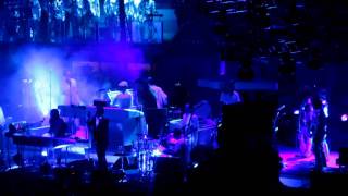 LCD Soundsystem - "Freak Out/Starry Eyes" live at Madison Square Garden (4/2/11)