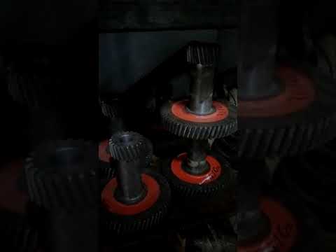 Cast iron semi-automatic piller drilling machine parts, numb...