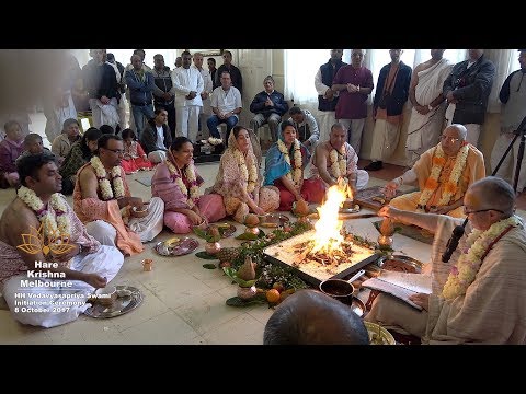 HH Vedavyasapriya Swami Initiation Ceremony 8 Oct 2017