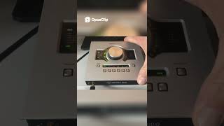 Download lagu Apollo Twin Guitar Recording  Mic vs  Hi Z Input Explained mp3
