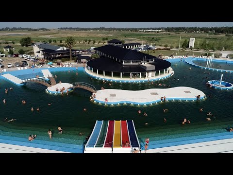 El Parque Termal de Carhué anexo una piscina gigante