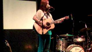 Marie Miller Performs "The Way You Look Tonight"