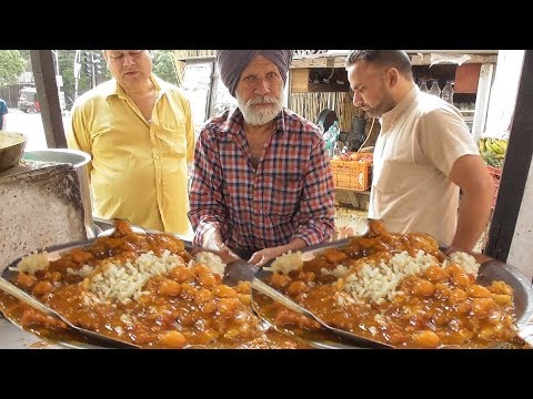 Bravo Man - 75 yrs Old Sardarji Ka Viga Hua Kulcha - Street Food India Amritsar Video