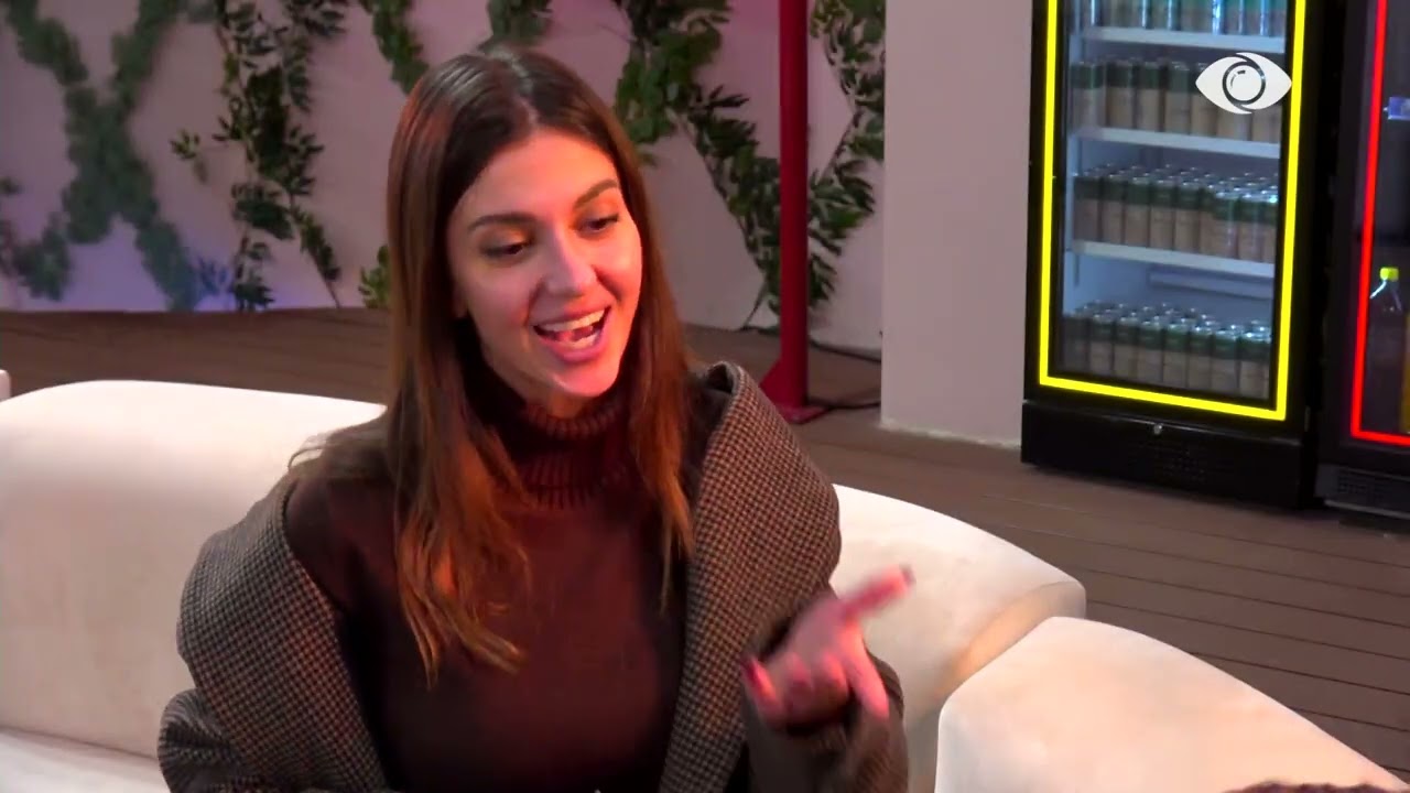 Unë jashtë kam shumë mundësi…/ Loredana bisedon me Jozin: Mundësi të kota