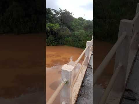 RIO PARAOPEBA SOBE APÓS CHUVA FORTE EM MINAS GERAIS JUATUBA 