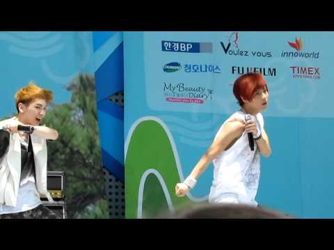(Fancam)110528 SHINee Taemin focus Greetings & Lucifer @ Walking Festival