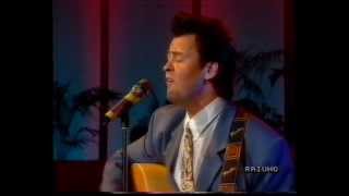 PAUL YOUNG - SOFTLY WHISPERING I LOVE YOU - LIVE TV ITALIA