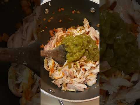 Pioneer Woman Cookbook - white chicken chili